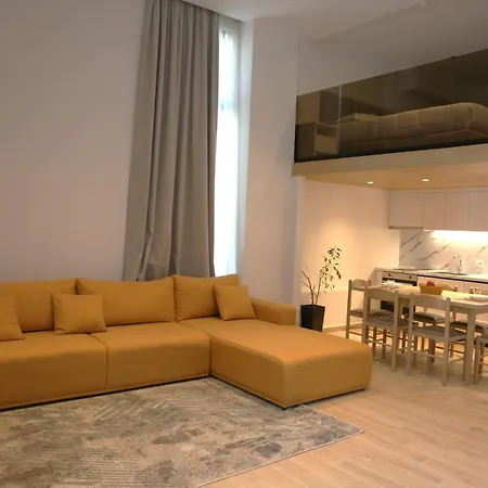 Flagship Apartmán Golem (Tirana)